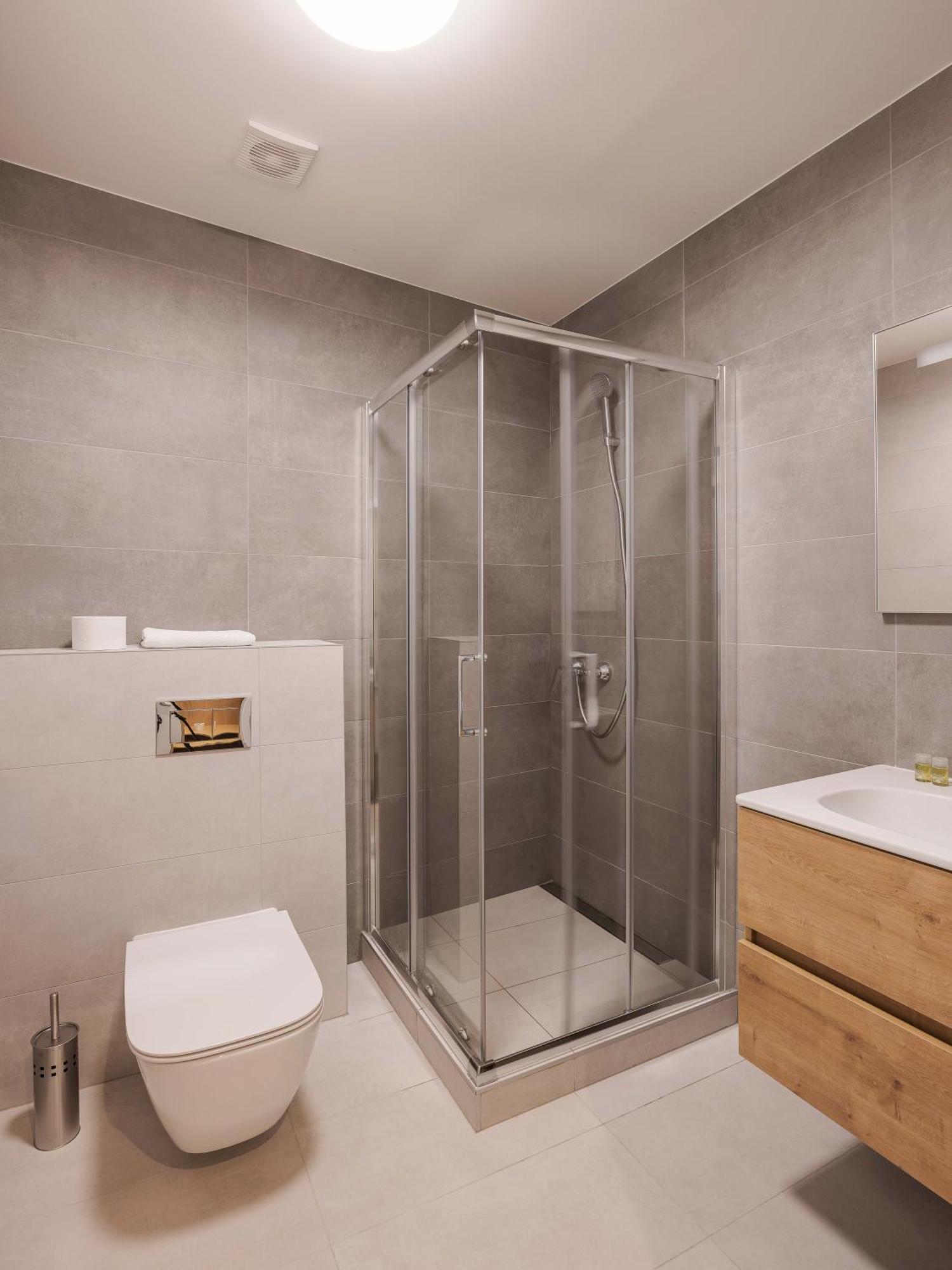 Hotel Taxis Bratislava - New Rooms Exteriör bild